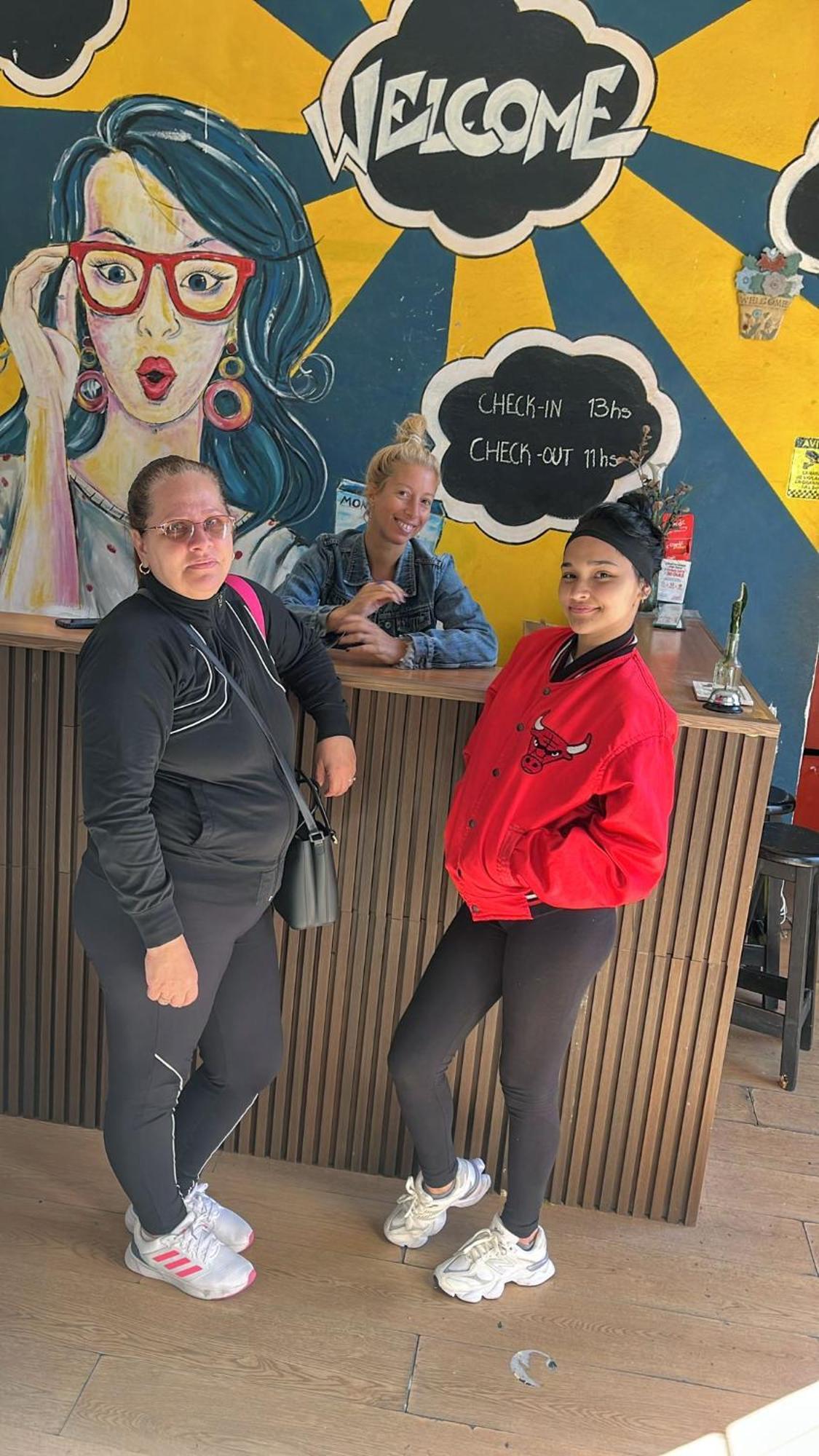 Montevideo Port Hostel Екстер'єр фото